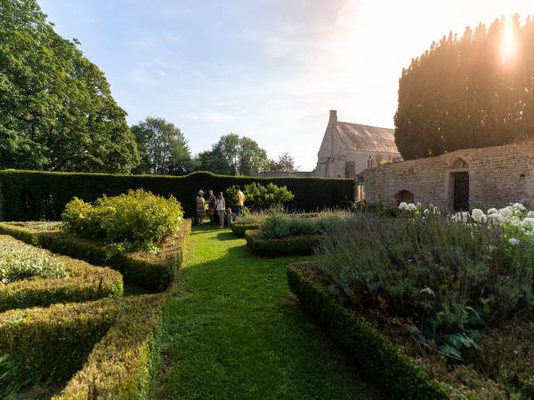 Dans_les_jardins_de_l_Abbaye | © Photo 911