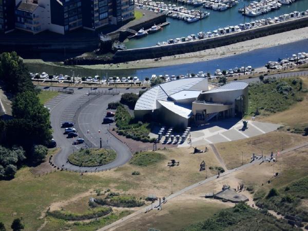 vue-aerienne-centre-juno-beach | © CJB-4vents